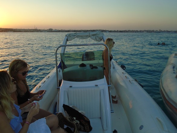 Bullet Speedboats Sunset tour in Hurghada